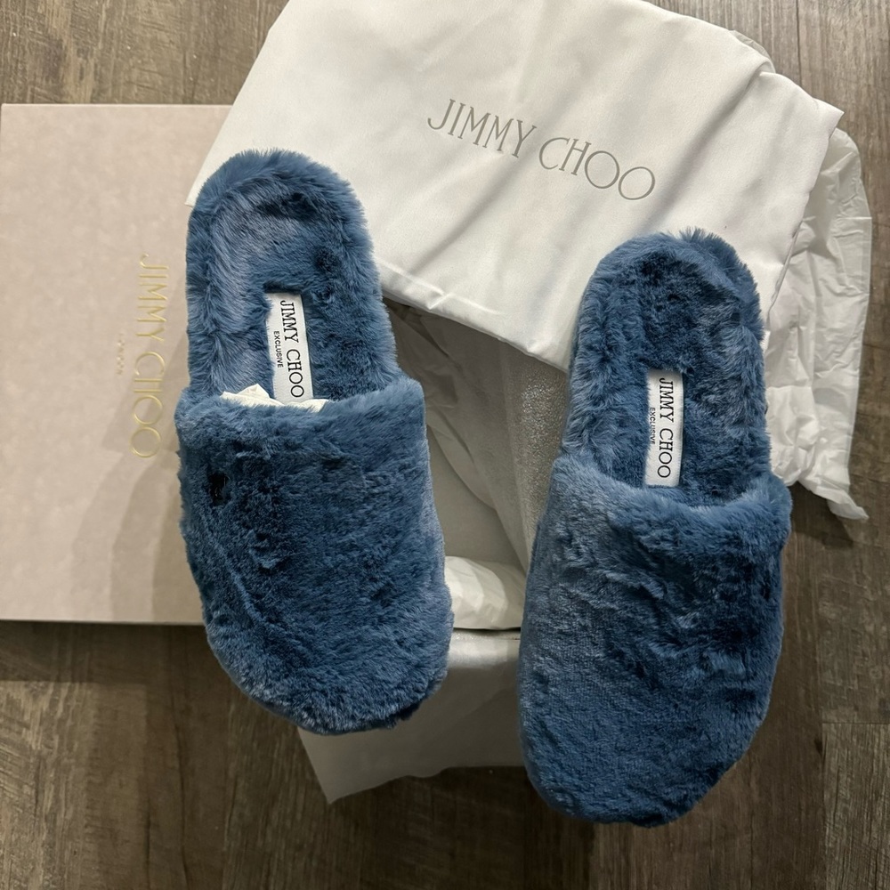 New in box Jimmy Choo Faux Fur Aliette Slippers
